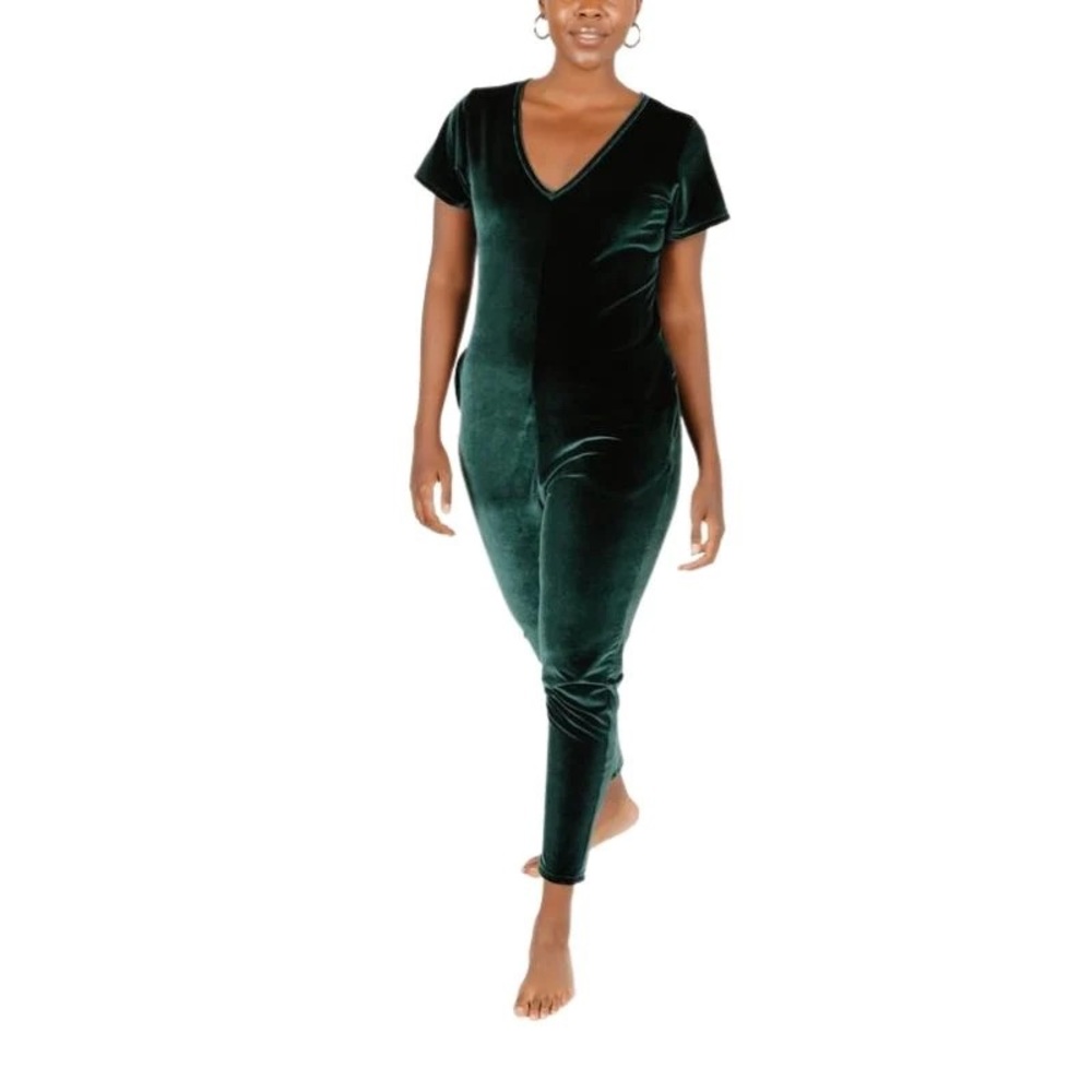 Women’s small emerald green smash and Tess romper
